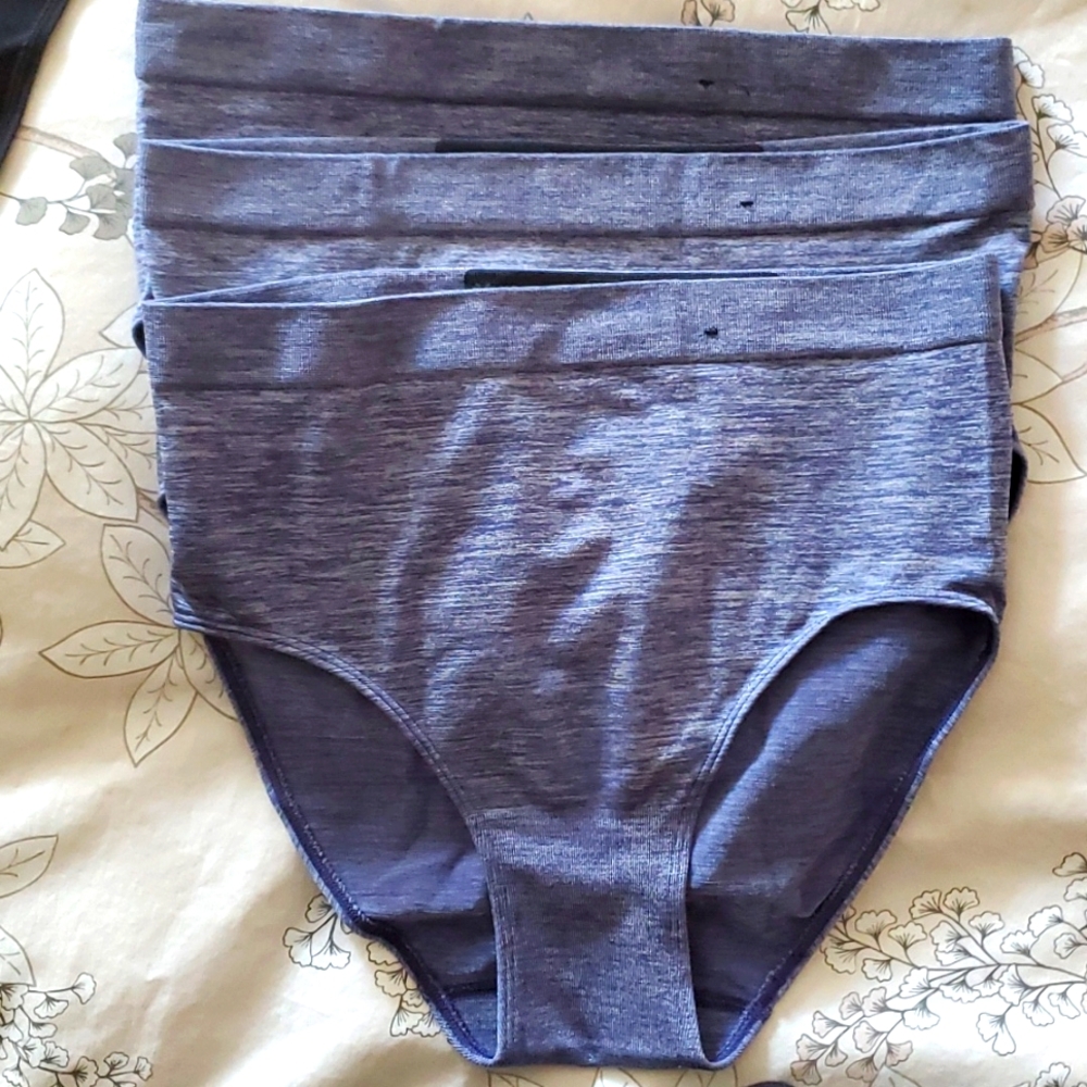 Wacoal ladies full briefs size M Denim color